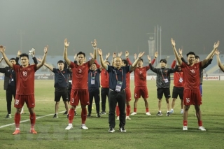 Đội tuyển Việt Nam làm điều chưa từng có trong lịch sử AFF Cup